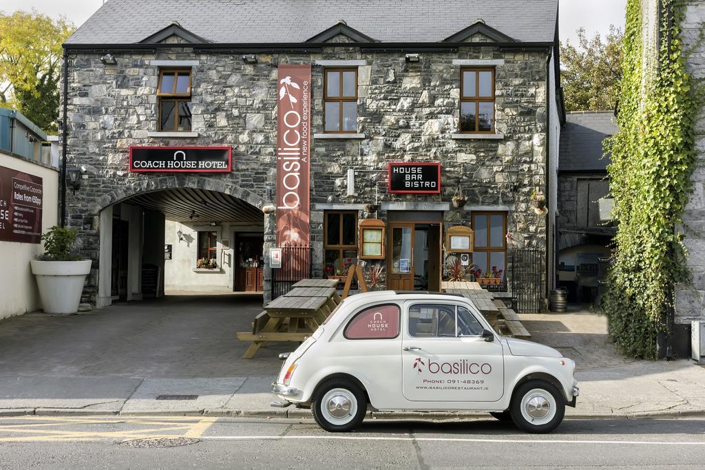 The Coach House Hotel Oranmore Exterior foto